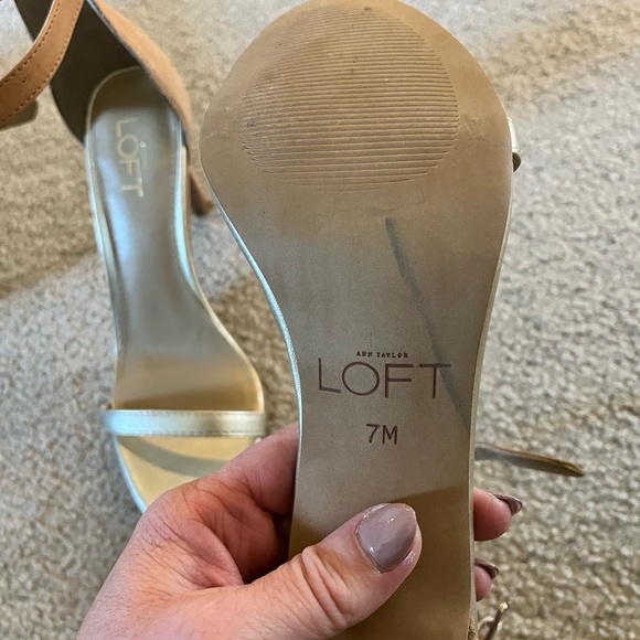 LOFT nude strappy heels - Picture 5 of 8